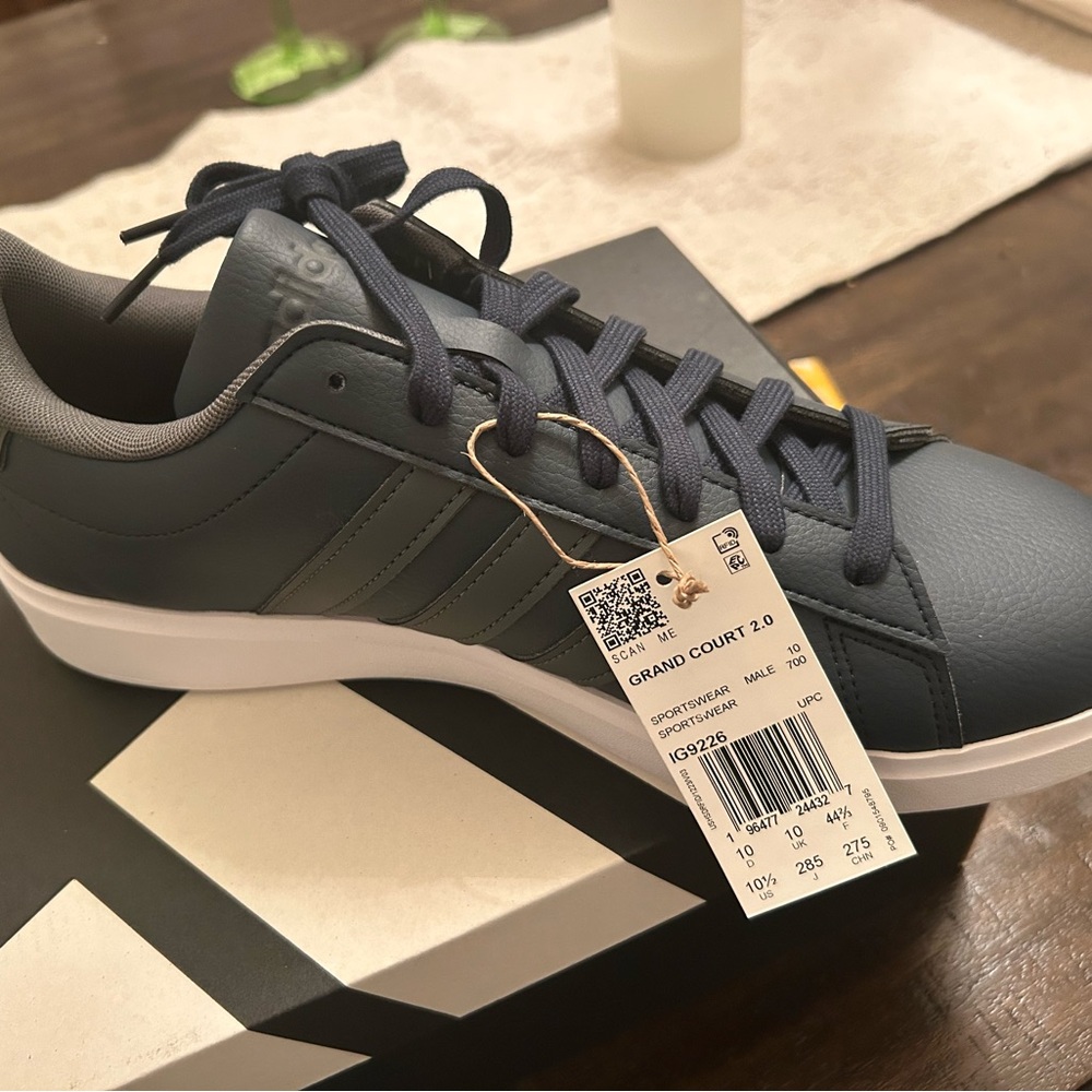 adidas Men's Sneakers in Dark Gray and Navy
